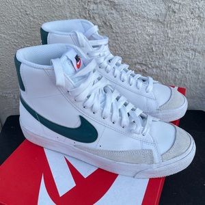 Nike Blazer Mid '77
